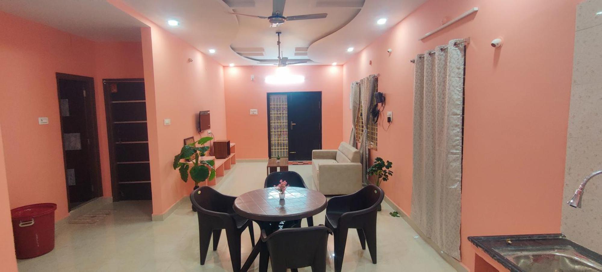 Ruhithahomestay- Ac Rooms-Free Wifi- Android Tv - Near To Alipiri- Door Service Tirupati Kültér fotó